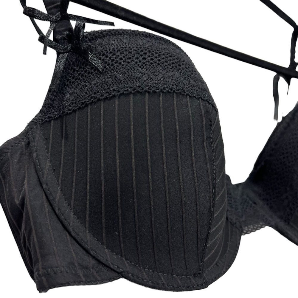 Aureole Lingerie France black pinstripe  and lace underwire bra 36C